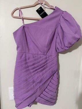 DO+BE Lilac One-Shoulder Puff Sleeve Pleated Mini Dress